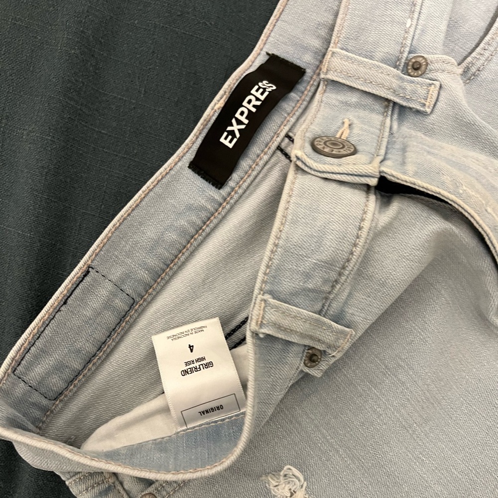 Express Ripped Jeans - Picture 3 of 4